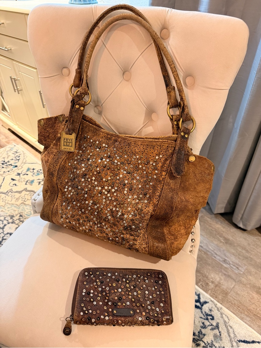 Frye Deborah Distressed Brown Leather Tote With Matching Wallet